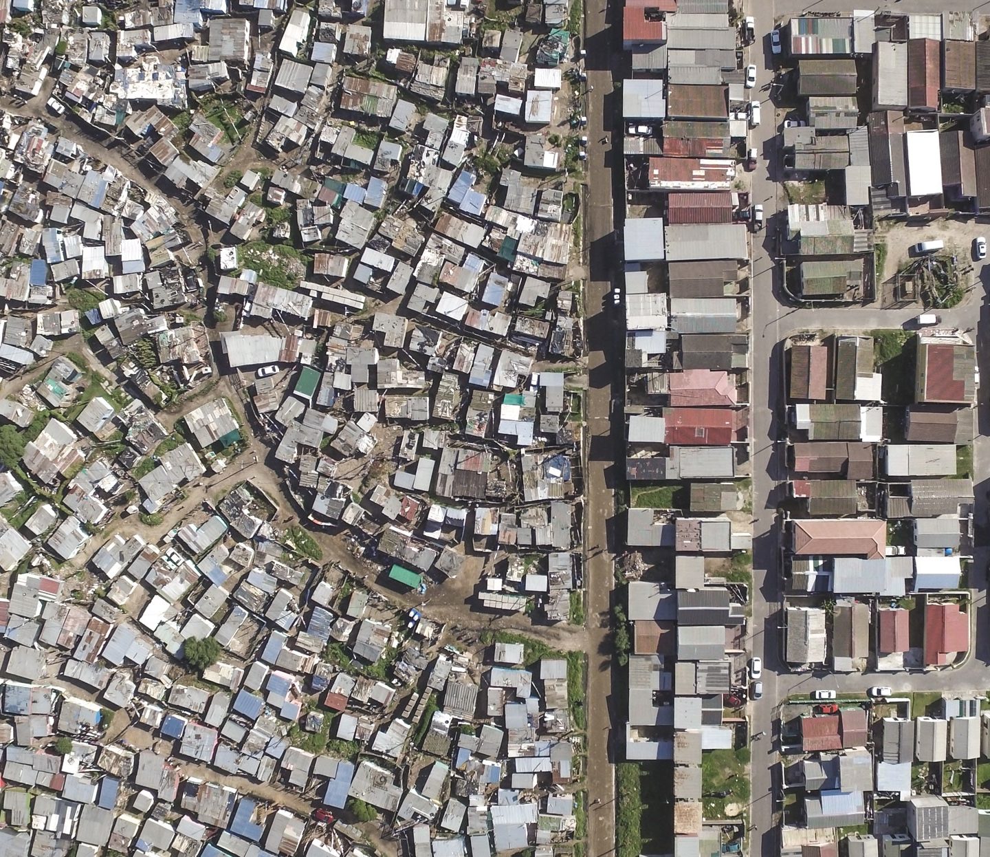 Quantifying residential segregation in South Africa’s largest cities